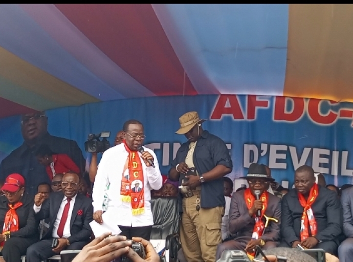 Matinée politique AFDC-A : le Professeur Bahati Lukwebo choisit son camp