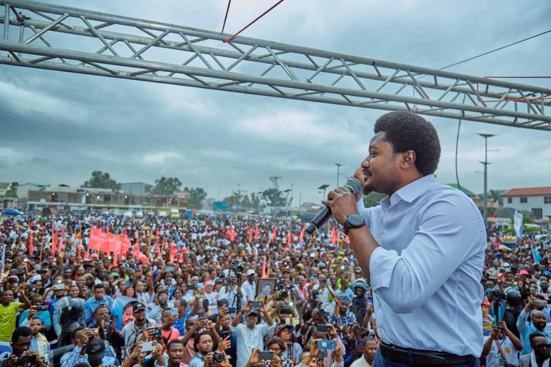 UNE CENTAINE DE COUPS D'ETAT CONTRE F. TSHISEKEDI DÉJOUÉS ( C. MUTAMBA)