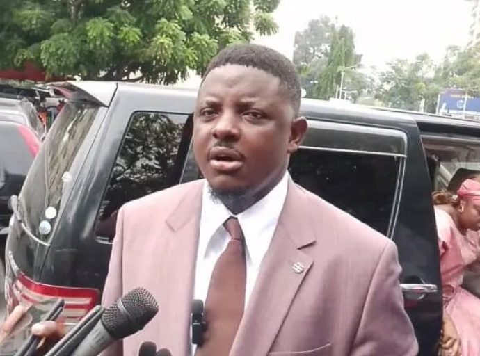 Politique/ Consultations : « Jeannot Lompempe considéré comme imposteur ne pouvant représenter le FCC » (Communiqué)   