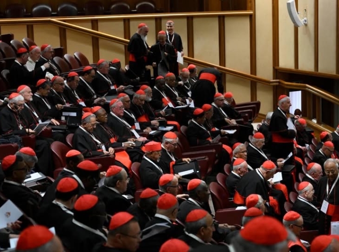 VATICAN : LE NOUVEAU PAPE SERA ELU LE 7 MAI