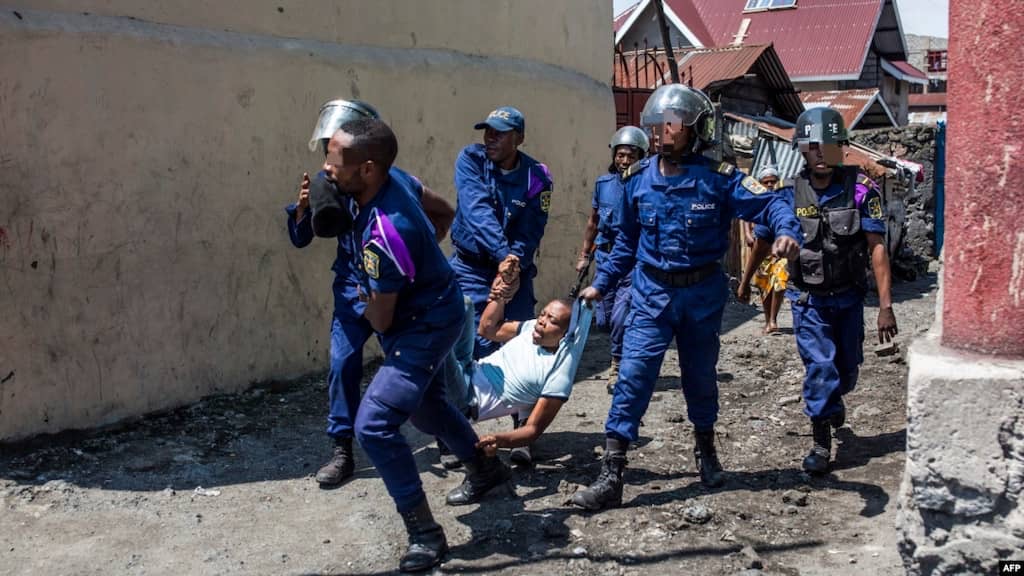 LES JEUNES HABITANTS DE LA TSHANGU DÉNONCENT LES ARRESTATIONS ARBITRAIRES DE LA POLICE