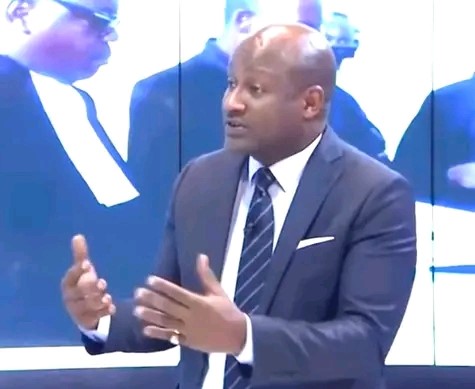 RDC: YVES KISOMBE REPOND A THOMAS LUHAKA ET DEFEND L'ACCORD DE PAIX DE WANGSHITON