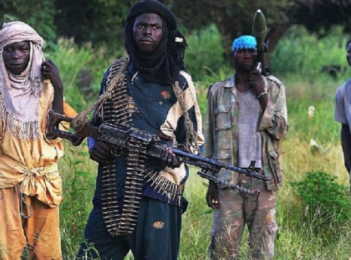 LUTTE CONTRE LE TERRORISME: LES CONGOLAIS APPELÉS A S'APPROPRIER LA SÉCURITÉ ET A SCELLER LE MARIAGE CIVILO-MILITAIRE