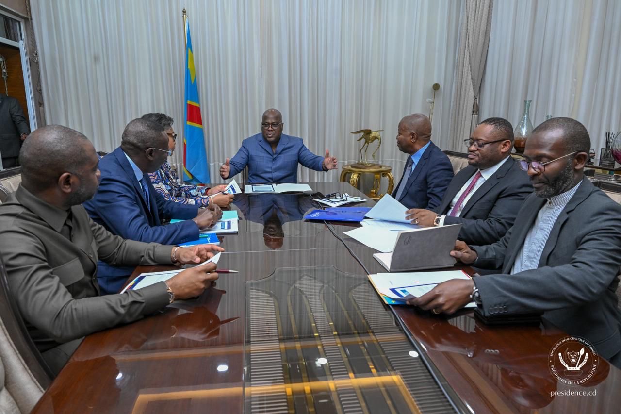 RDC: FELLIX TSHISEKEDI PRESIDE UNE RÉUNION SUR LA CONJONCTURE ÉCONOMIQUE APRÈS L'APPRECIATION DU FRANC CONGOLAIS