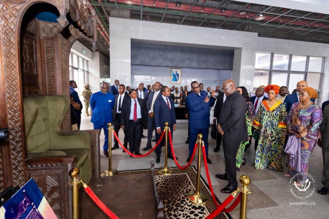 LE PRESIDENT FELIX TSHISEKEDI À VISITÉ L'EXPOSITION "MOBUTU UNE VIE, UN DESTIN" QUI SE DEROULE AU MUSÉE NATIONAL