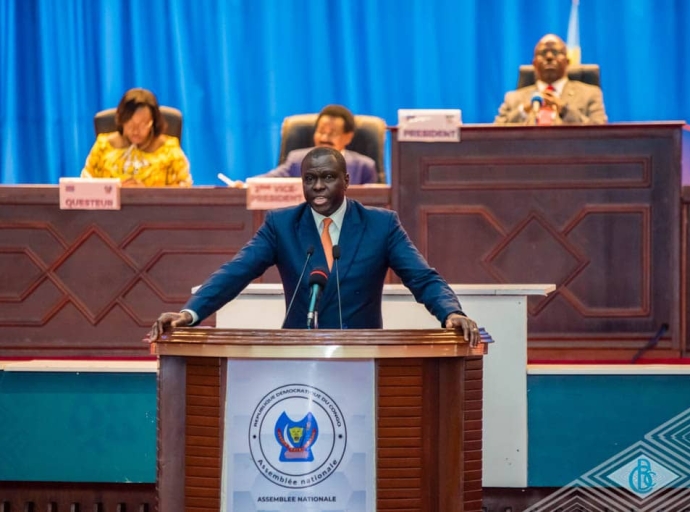 APPRECIATION DU FRANC CONGOLAIS : ANDRÉ WAMESO ÉCLAIRE LA LANTERNE DES DÉPUTÉS NATIONAUX 