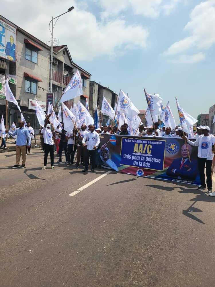 Kinshasa : Le regroupement AA/C de Théo Kazadi mobilisé pour la paix et le soutien aux institutions