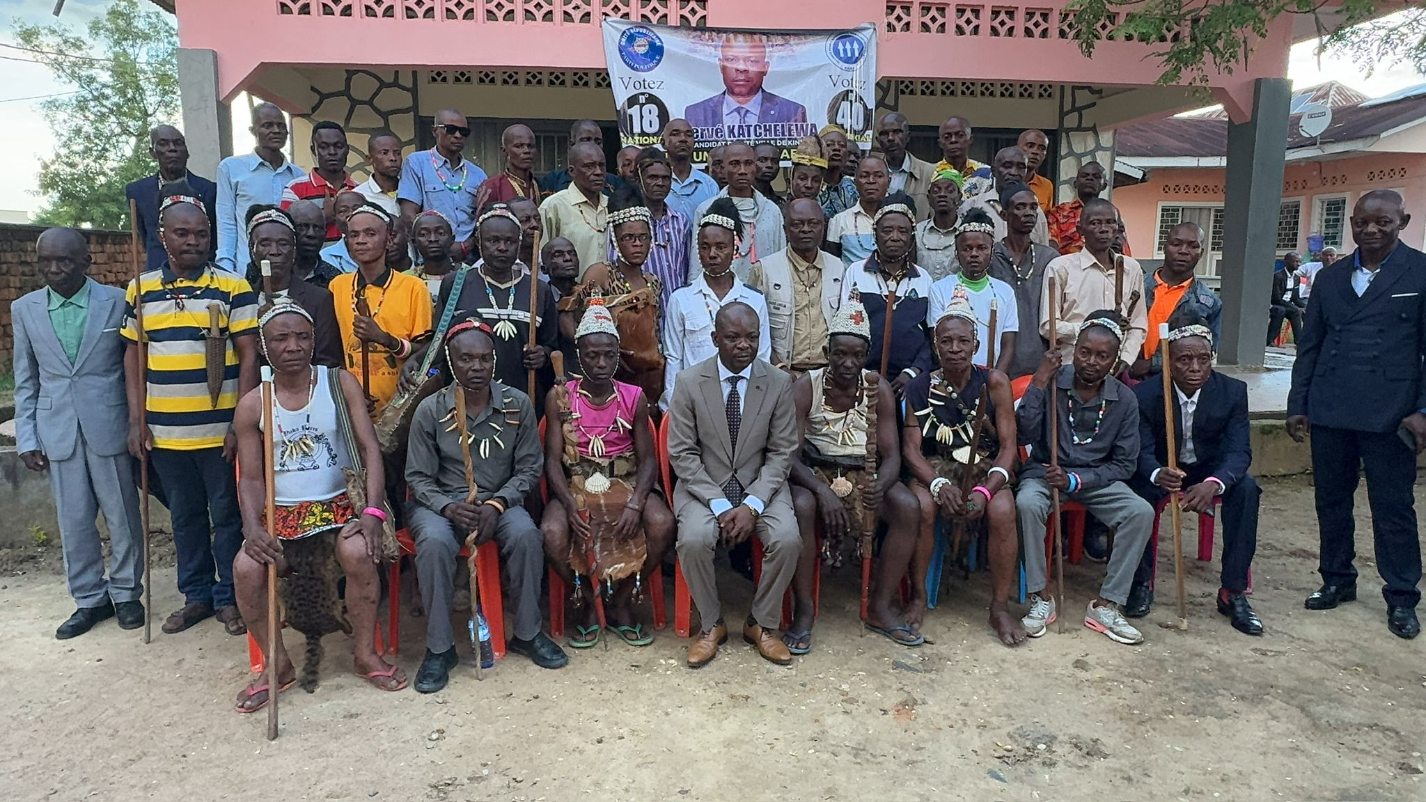 Maniema : Quand l'honorable Hervé Katchelewa, le chouchou de kindu reste l'homme du peuple 