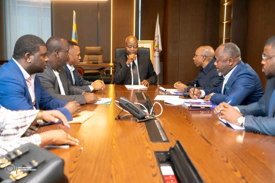 Budget: Adolphe Muzito rassure les députés provinciaux sur la prise en compte de leurs préoccupations