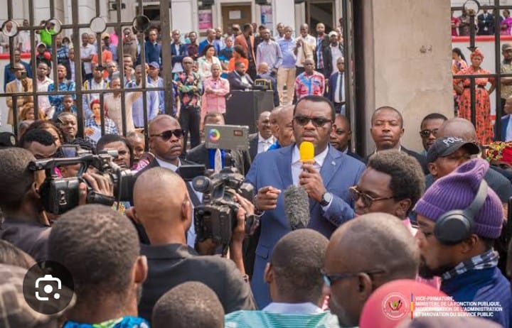 RDC : les fonctionnaires menacent de descendre dans la rue pour réclamer leurs salaires impayés