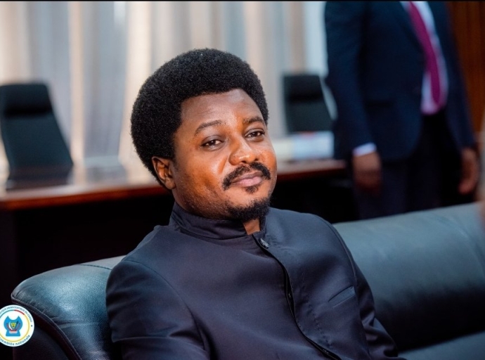 RDC : depuis sa détention, Constant Mutamba publie un livre et plaide pour la réforme de la justice