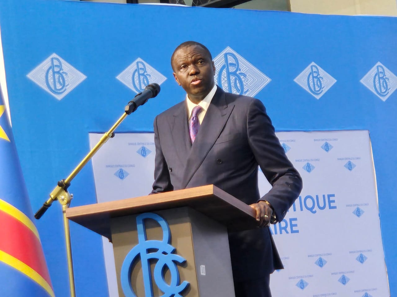 RDC : vers la disparition du dollar en liquide, la BCC enclenche un tournant historique