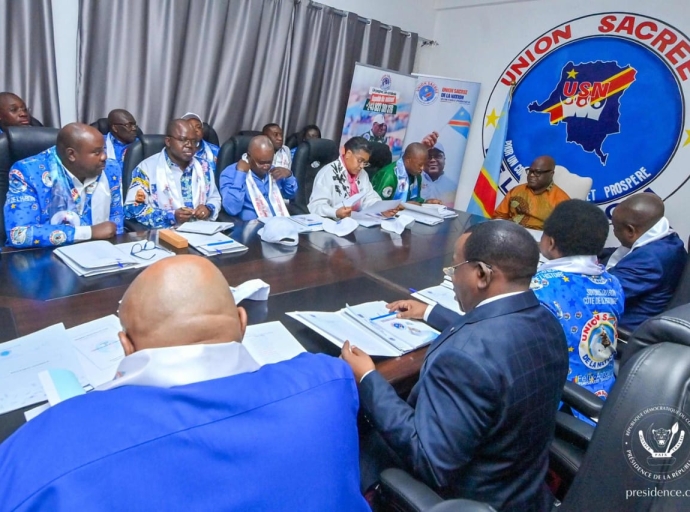 Réforme constitutionnelle en RDC : l’Union sacrée ouvre un chantier décisif