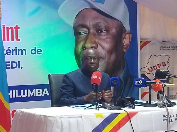 RDC: Augustin Kabuya menace de révélations sur Delly Sesanga